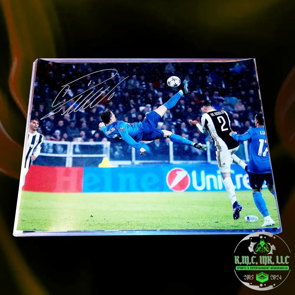 *Fifa Cristiano Ronaldo Cr7 Signed Autographed Real Madrid 16X20 Bicycle Kick Amazing Shot