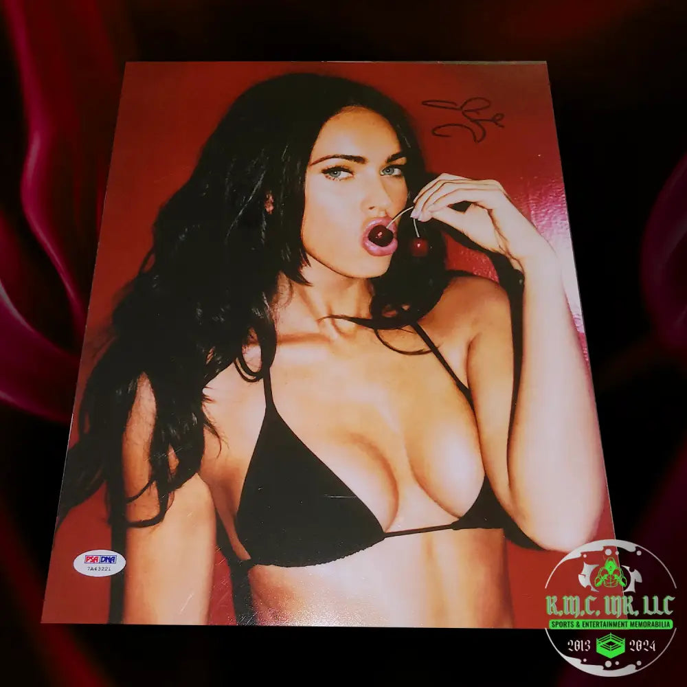 *Megan Fox Signed Autographed 11X14 Cherry Red Stunning Photo W/ Psa/Dna* #Megfox432