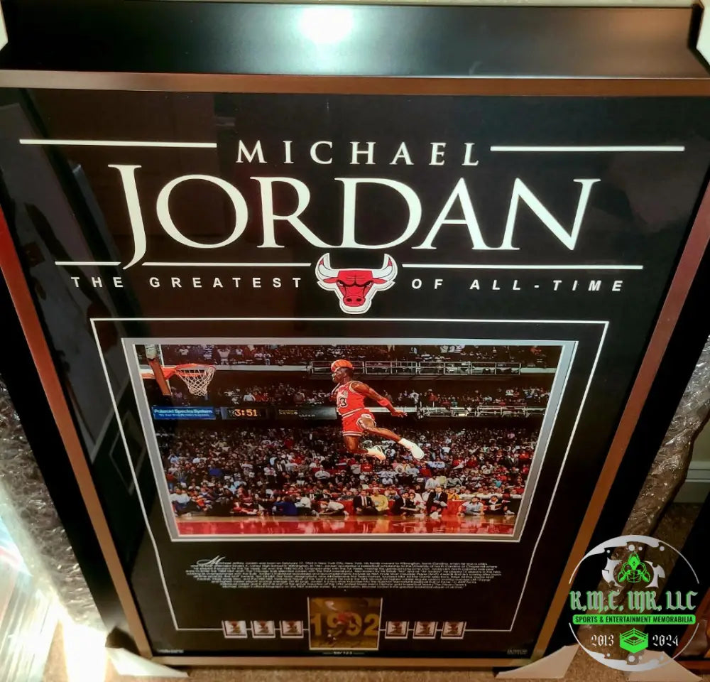 *Nba Michael Jordan Chicago Bulls Facsimile Signed Archival Etched Pro Museum Glass Mounted Framed