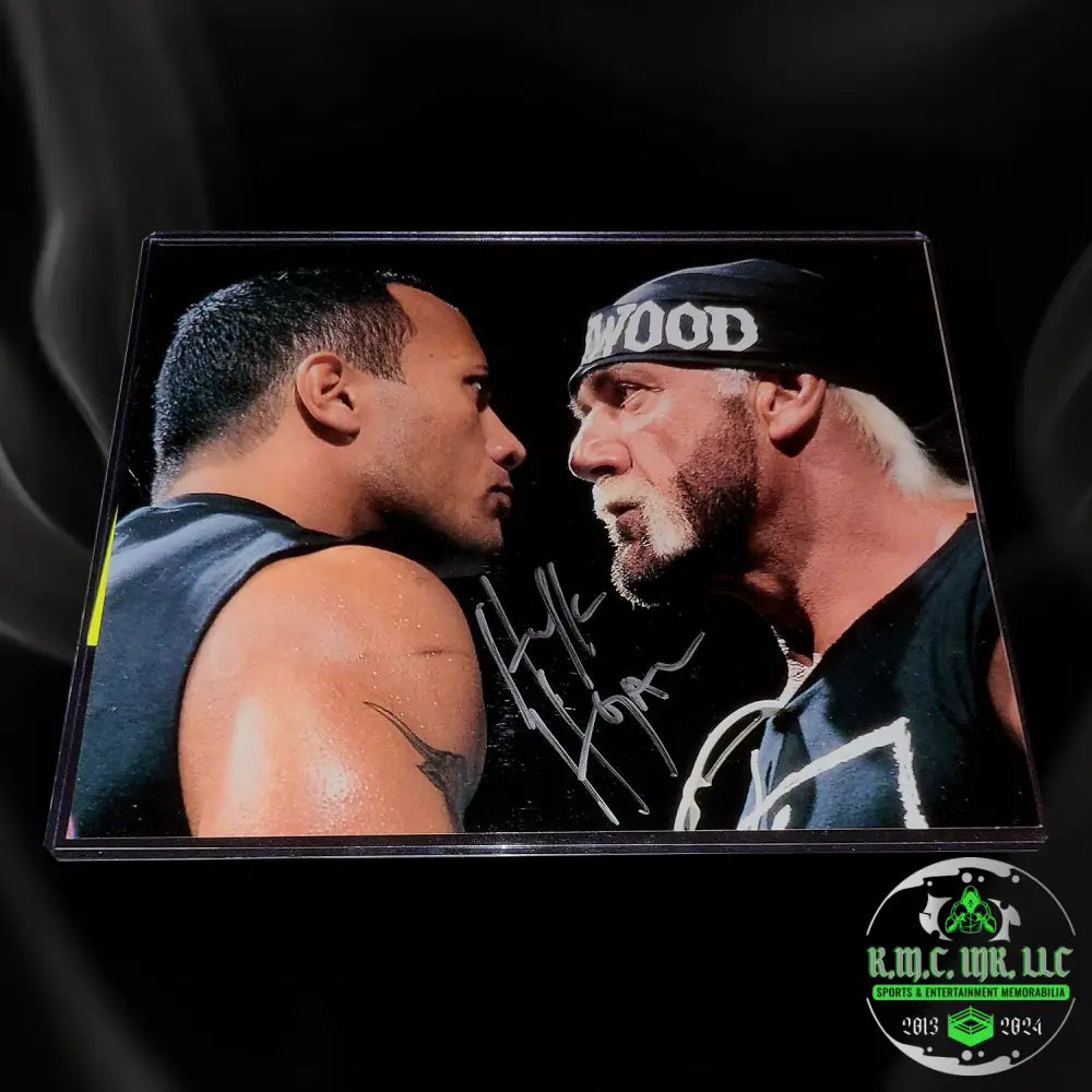 *Wwe Hollywood Hulk Hogan Signed Autographed Vs Rock 8X10 Photo* #Hogan54