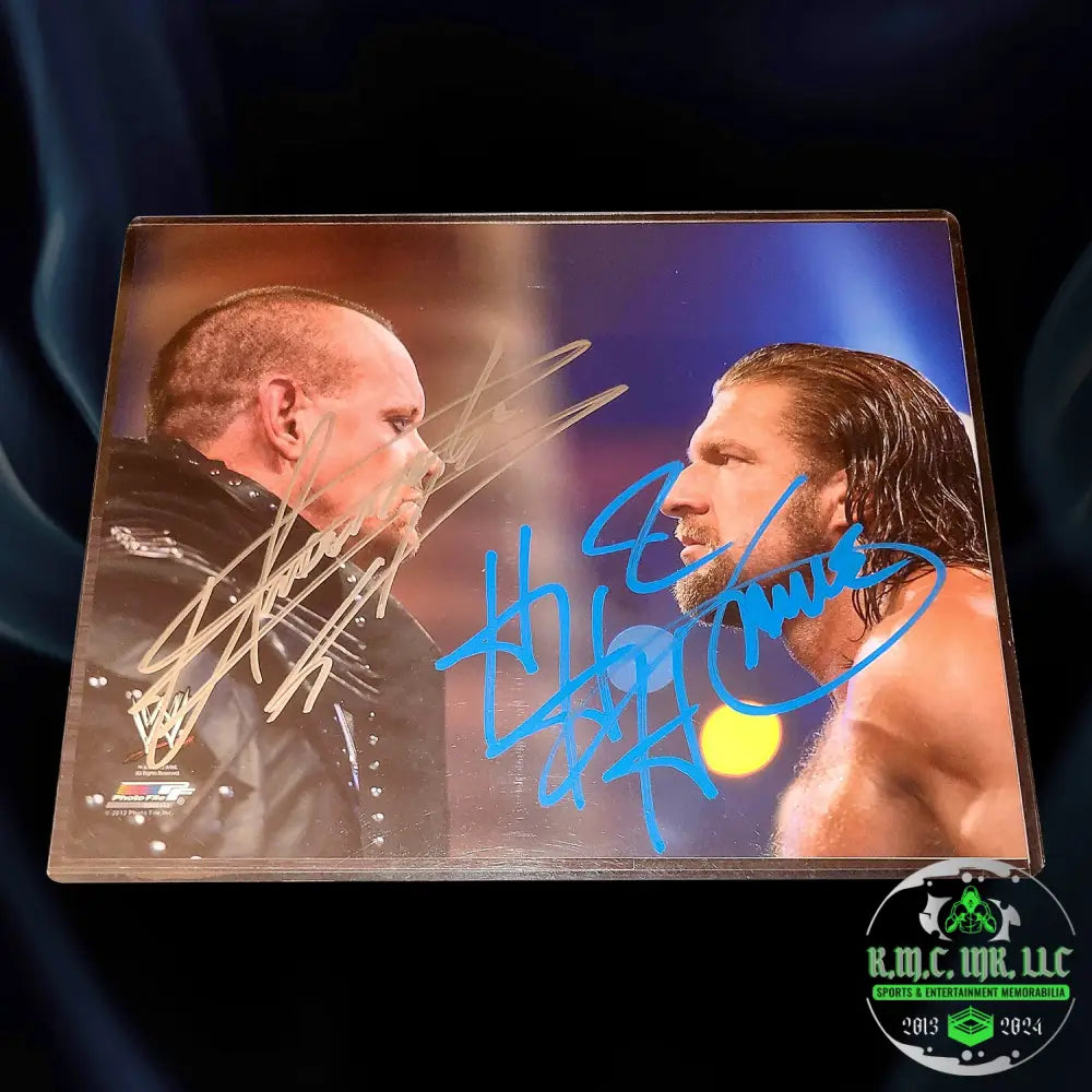 *Wwe The Undertaker & Triple Hhh Dual Signed Autographed Wrestlemania Faceoff 8X10 Photo Ultra