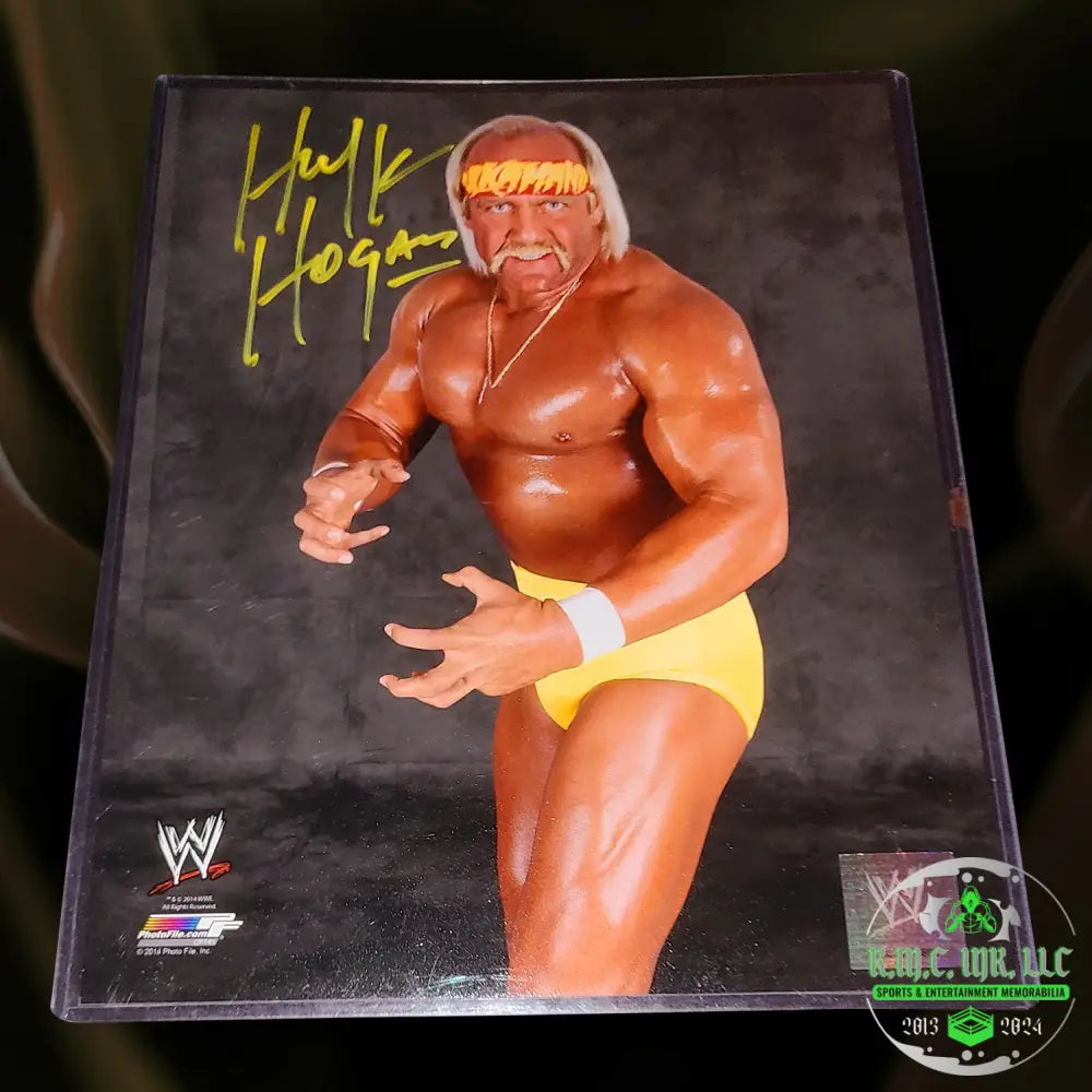 *Wwf/Wwe Hulk Hogan Signed Autographed 8X10 Photofile Yellow* #Hulkamania47