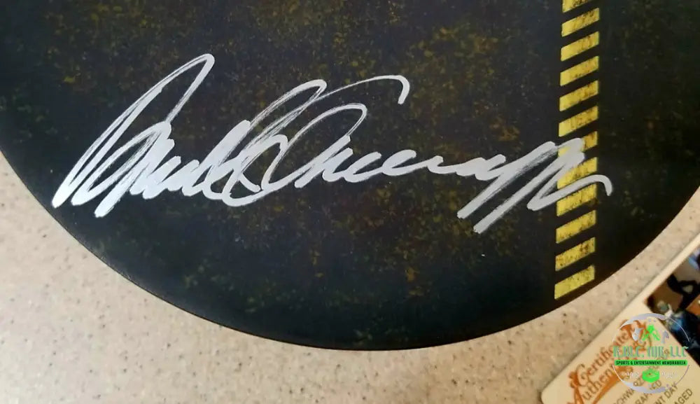 *Arnold Schwarzenegger Signed Autographed T-800 Terminator Battle Damaged T2 Limited Edition